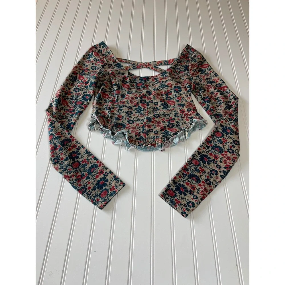 Free People Melanie Long Sleeve Top Floral Long Sleeve Ruffle Crop Back Cross M